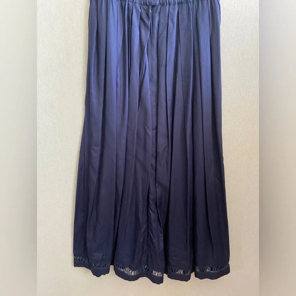 SARAH  ELIZABETH pleated navy blue maxi buttoned back closure sz 10 - Picture 5 of 11
